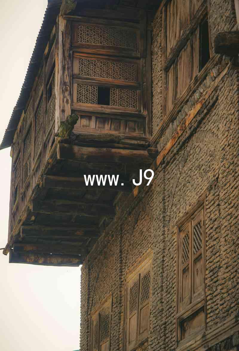 www.J9